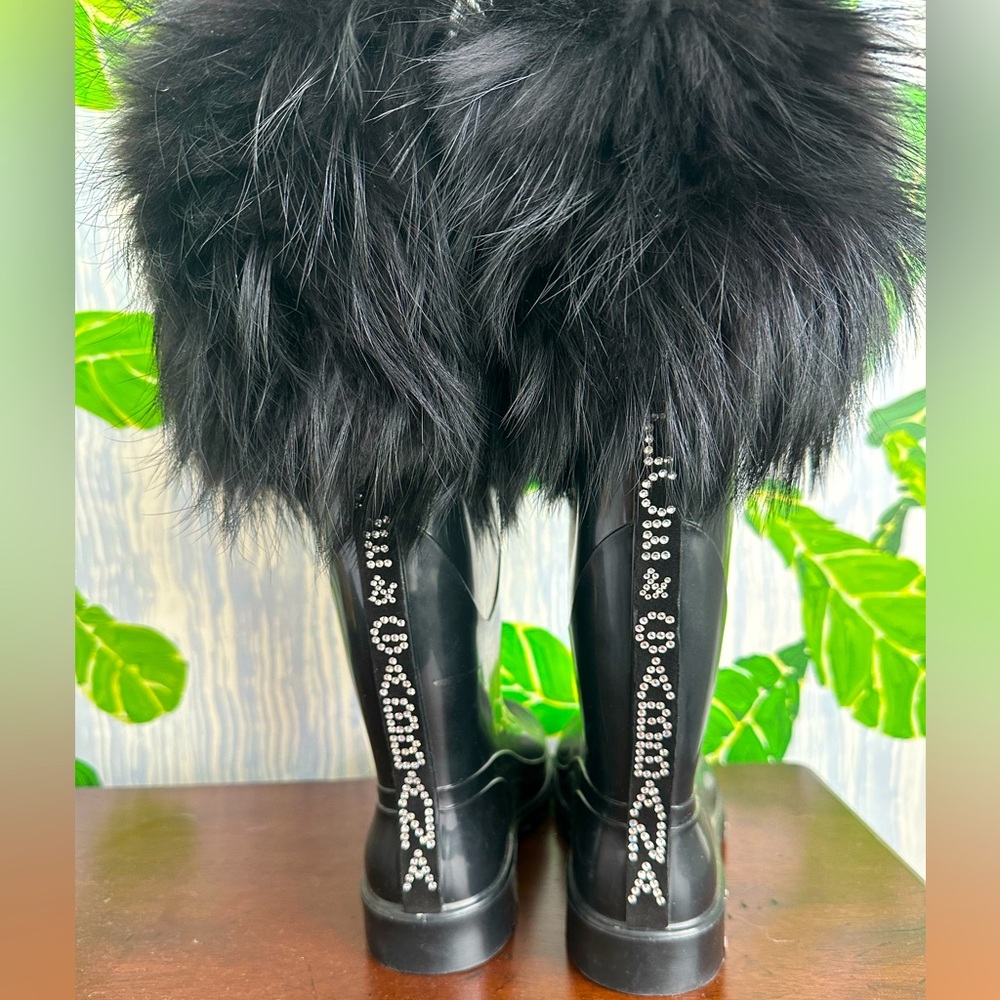 Dolce & Gabbana winter snow/rain boots with fur.